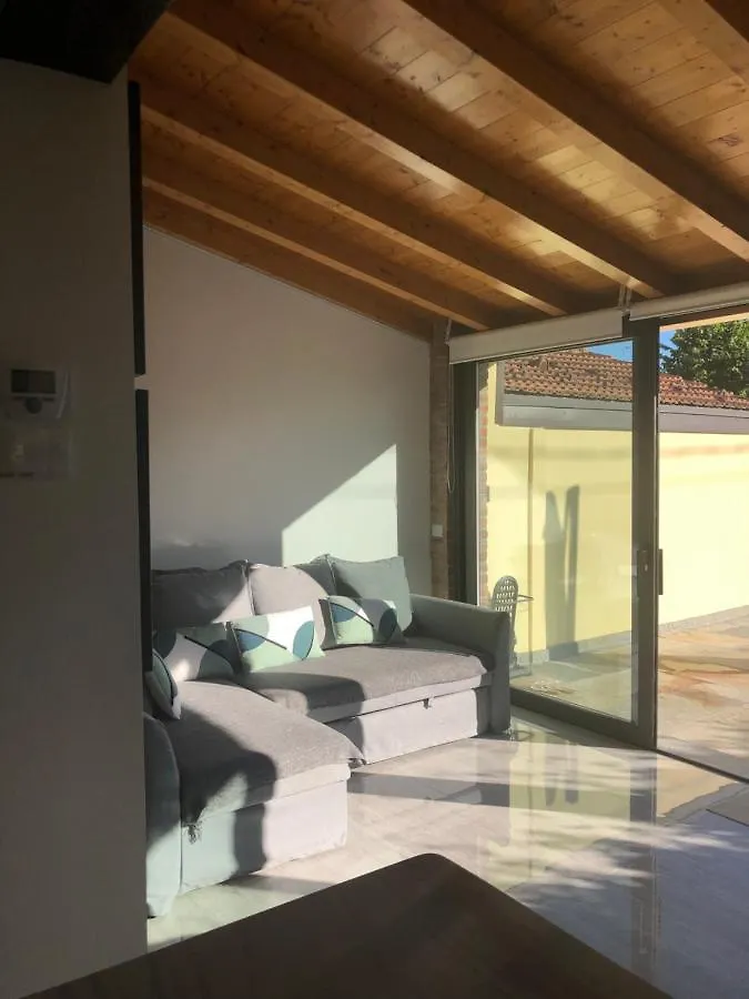 Luxury Vertical Open Space Sangiano