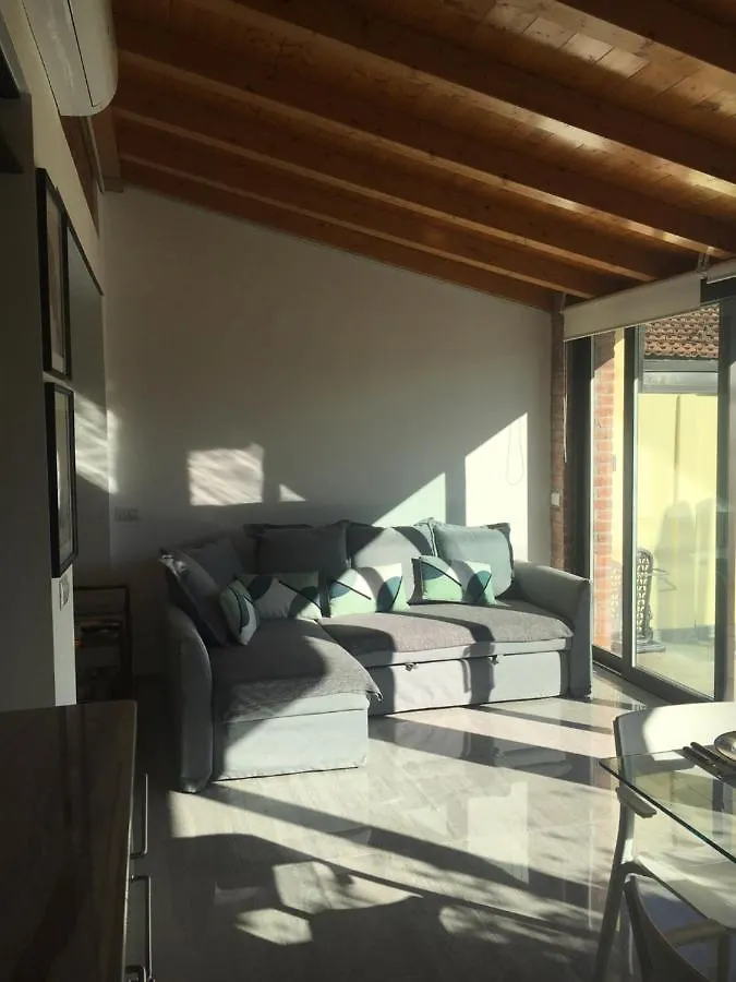 Luxury Vertical Open Space Sangiano Italy