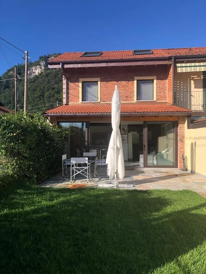 Holiday home Luxury Vertical Open Space Sangiano Italy