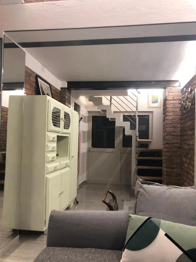 Villa Luxury Vertical Open Space Sangiano