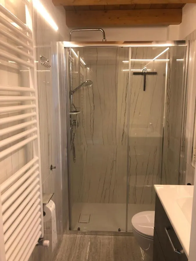 Luxury Vertical Open Space Sangiano
